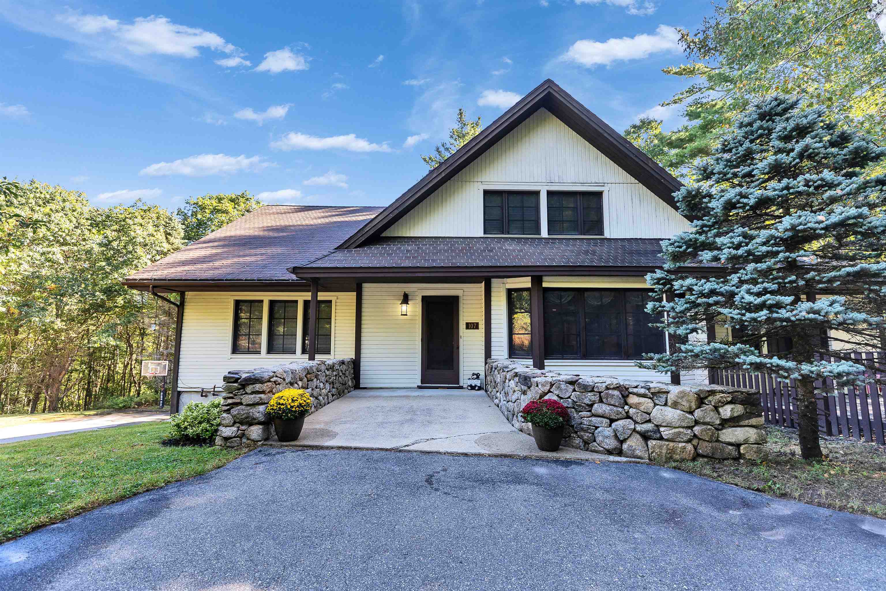 107 Fresh Pond Lane