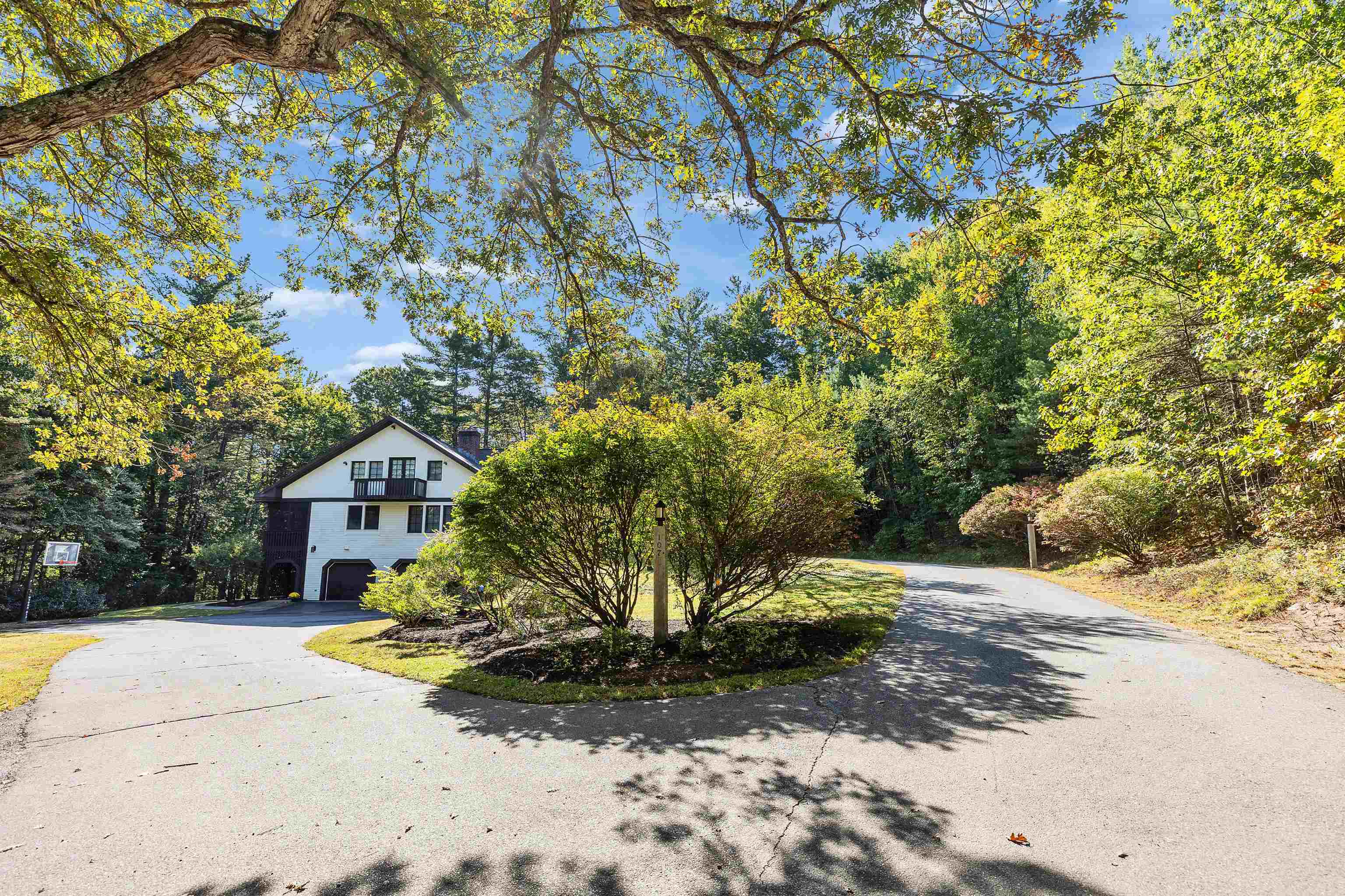 107 Fresh Pond Lane