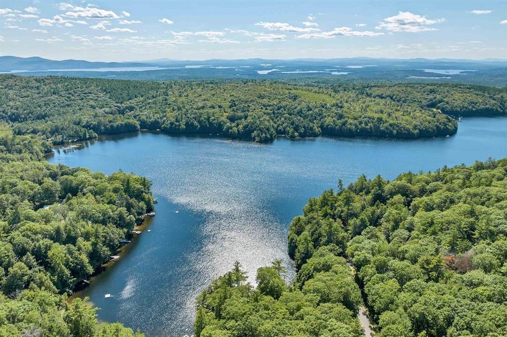 Photo of 18 Valley Road, Tuftonboro, NH 03816 (MLS # 5115851)