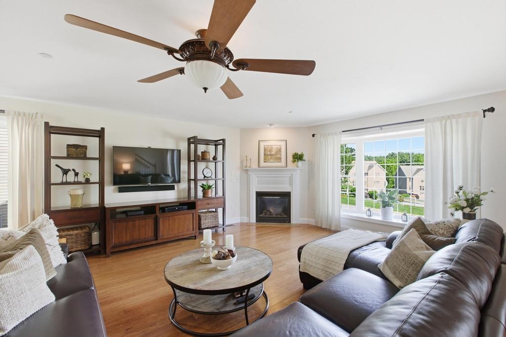 4 Aster Court B