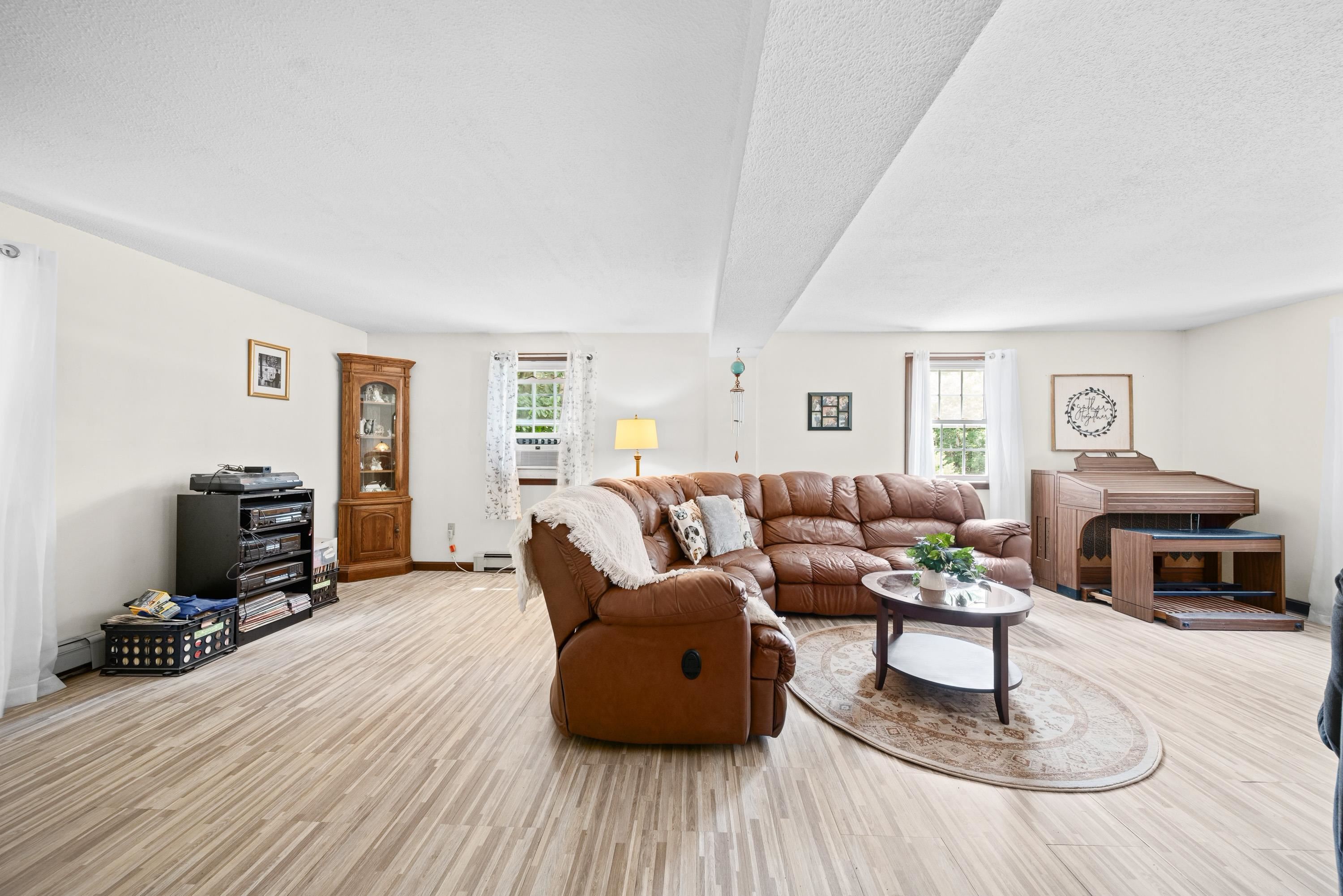 86 Mo-Sett Avenue