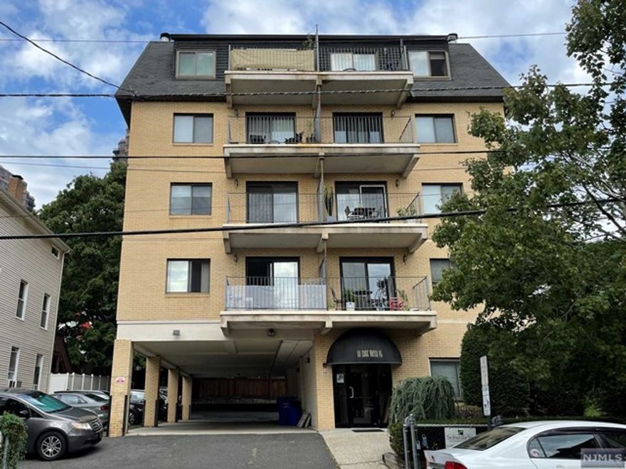 Bright and Spacious Pet friendly 2 bedroom /2 bathroom condominium with low maintenance $330/month in Edgewater. This move in ready apartment features hardwood floors throughout, updated kitchen with stainless steel appliances opens to the dining room that leads to a terrace facing the Hudson River, large living room, master bedroom with en-suite bathroom, additional bedroom, full bathroom, in unit laundry and one deeded parking space. Short walking distance to the ferry, bus stop, Whole Foods Market, shops, restaurants, and school.