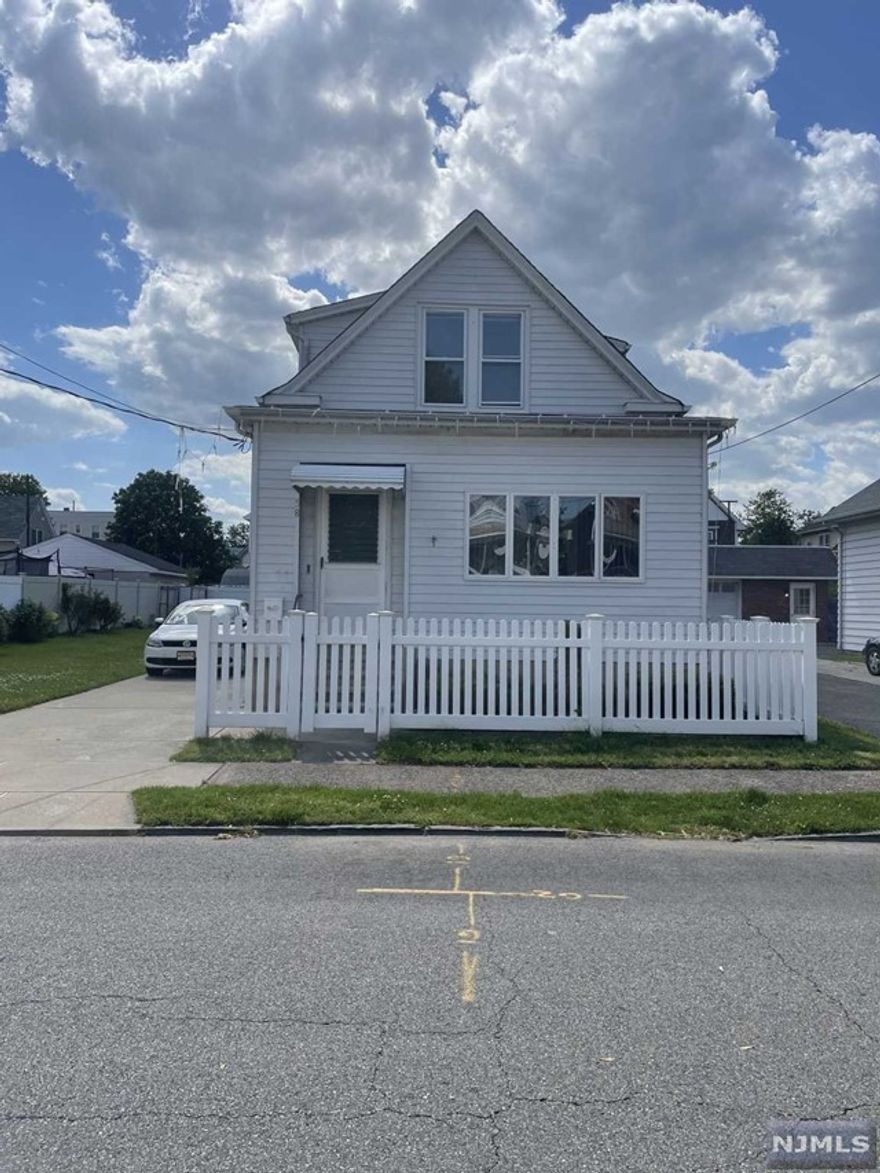 Landlord is paying broker fee for this charming one bedroom, one bath apartment on a quiet block in Wallington. Tenant has use of the backyard, and has a washer/dryer in the basement. Appliances included. Tenant is responsible for gas and electric. On-Street parking only. Tenant is required to maintain lawn, snow removal on steps, driveway and walkways/sidewalks, as well as taking out landlord/tenant trash and recycling. This is non-negotiable.