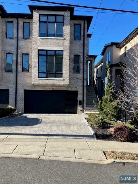 Property for Sale at 1543 11th Street B, Fort Lee, New Jersey - Bedrooms: 4 
Bathrooms: 4.5  - $1,649,000