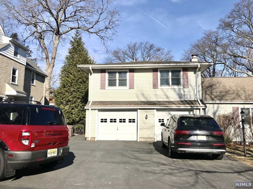 THIS APARTMENT IS LOCATED OVER A GARAGE AND IS SIMILAR TO A CARRIAGE HOUSE OR A SMALL HOUSE. IT HAS A PATIO AND YOUR OWN PRIVATE REAR YARD. OTHER AMENITIES INCLUDE: CENTRAL AIR, WASHER & DRYER OFF KITCHEN, GAS HEAT AND PRIVATE MANICURED PROPERTY! THIS ONE IS TRULY A GEM FOR YOUR MOST DISCERNING RENTERS! LOCATED ON A SIDE STREET ON THE CUSP OF DOWNTOWN AND ONLY 3 BLOCKS FROM TOWN AND TRANSPORTATION!