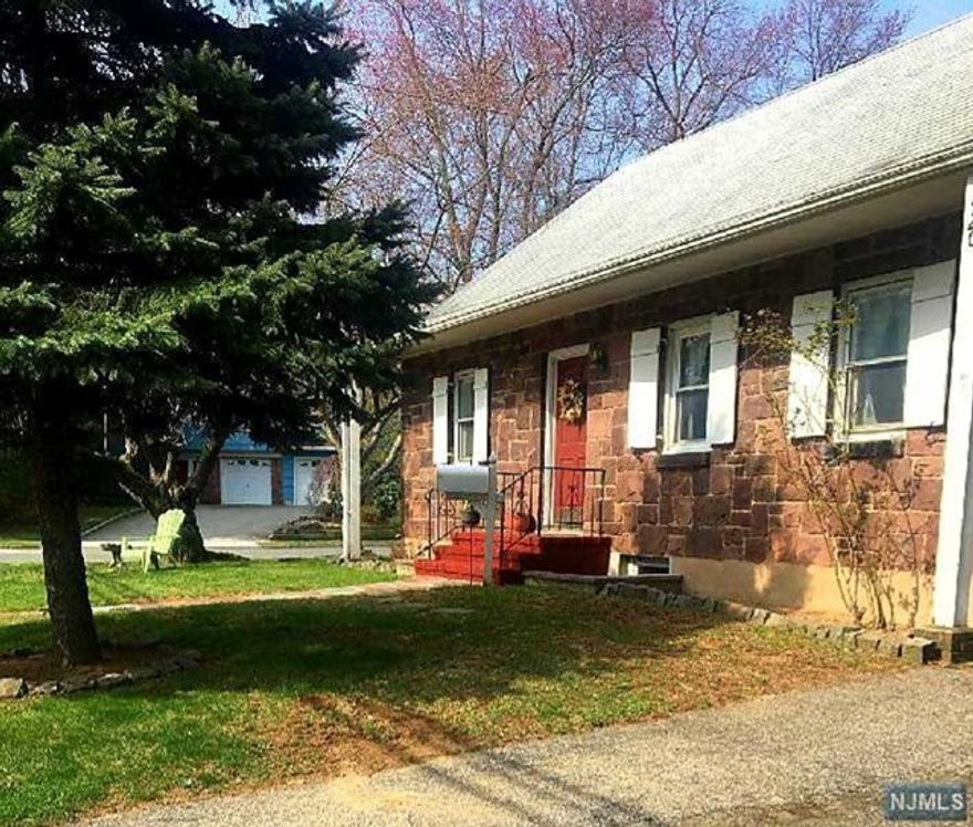 This is not a traditional apartment. It is a furnished ROOM for rent located on the lower level of the house. MALE tenant preferred due to sharing of the bathroom and sharing of common area with other MALE Tenants. Utilities and internet are included. Furnished with a bed and bureau. Cable TV is extra. Shared kitchenette/laundry area. The kitchenette consists of a refrigerator, microwave, and other small appliances. One off-street parking space included. Short walk to the renovated Closter Plaza Shopping Center. No pets allowed. The Landlord requires a MONTH-TO-MONTH lease, one month's security deposit, proof of income, an interview, references, and a credit check. The Tenant pays for RENTSPREE tenant screening service @$35. The owner will split the cost of commission with the tenant @ $437.50.