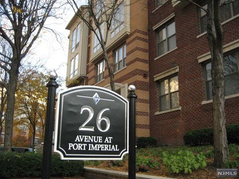 MLS: 24033079