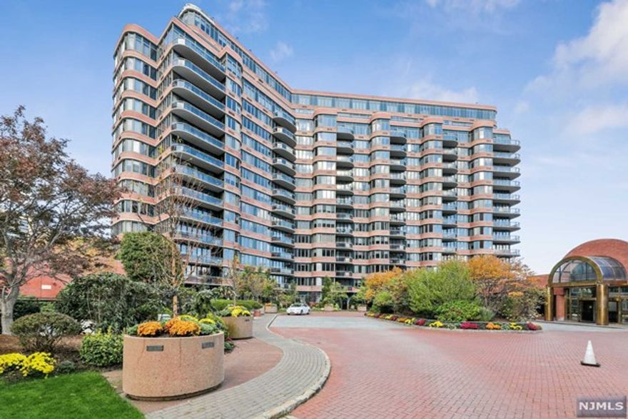 Dramatic NYC and Hudson River Views add the finishing touch to this completely renovated 2 Bedroom corner unit in the luxurious Carlyle Towers. This 1633 sqft corner apartment features 9 foot ceilings, large windows with unobstructed river views, renovated kitchen and bathrooms, hardwood flooring, terrace and laundry. The Master Bedroom Suite includes a large renovated bathroom with a double vanity, whirlpool tub and stall shower. Building Amenities include:24 hour Concierge and Doorman,Valet Parking,Gym, Pool,Community Room,Shuttle to Waterway Ferry and NYC Bus. Move Right In...