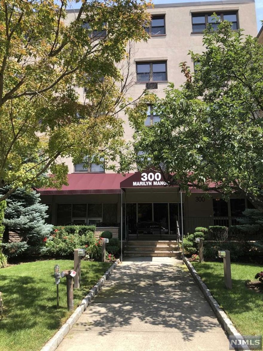 Gorgeous newly renovated 1 bedroom condo in the desirable Fairmount section of Hackensack. New flooring throughout, new kitchen cabinets, appliances and granite countertop. Close to shopping and transit (train and bus) to NYC and local Just pack and move right in! Building not allowing new owner to rent but after 2 years of occupancy.