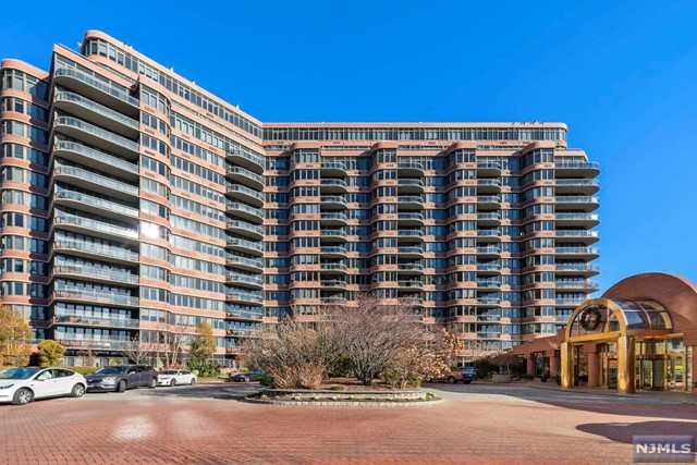 Rental Property at 100 Carlyle, Cliffside Park, New Jersey - Bedrooms: 2 
Bathrooms: 3 
Rooms: 8  - $4,350 MO.