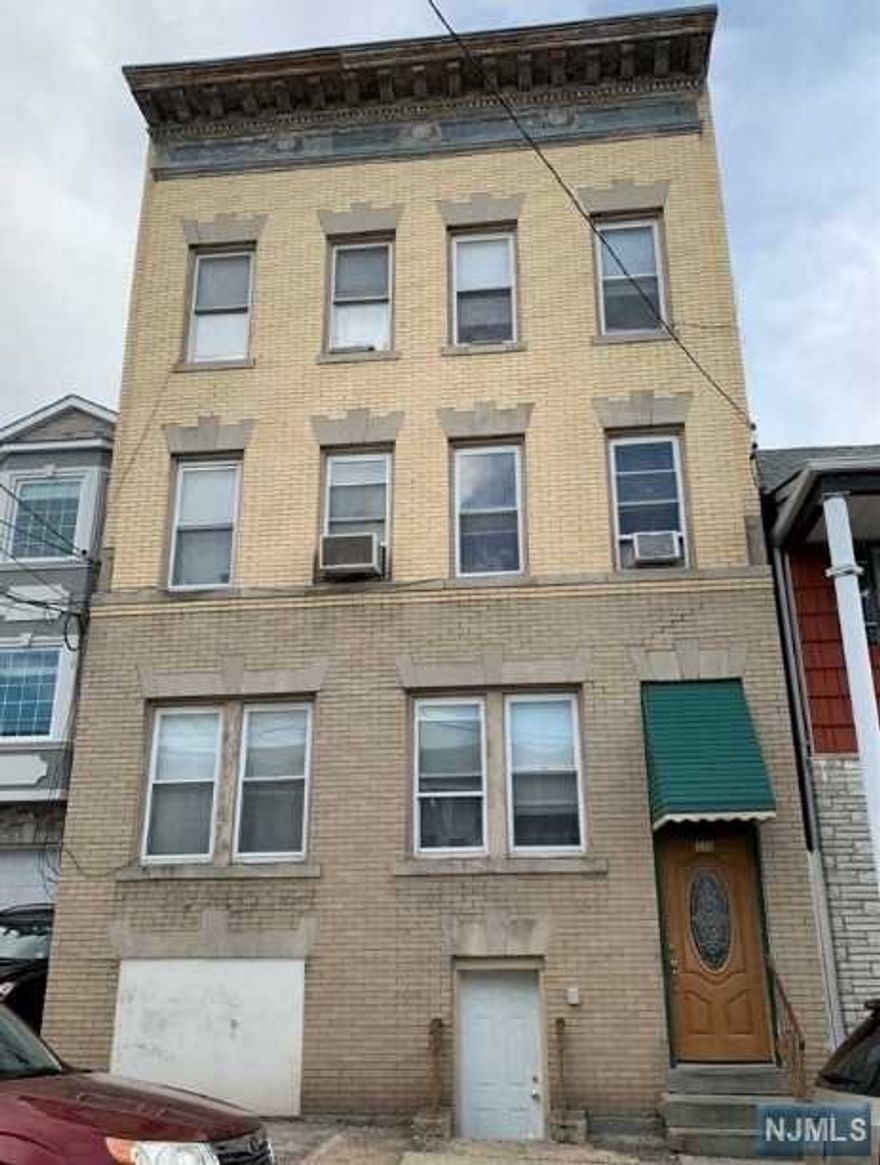 A NICE MODERN 1 BEDROOM APARTMENT FOR RENT. KITCHEN, LIVING ROOM, BEDROOM AND FULL BATH. HARD WOOD FLOOR, MICROWAVE, REFRIGERATOR AND STOVE. CLOSE TO SCHOOL, PARK, WORSHIP, UNIVERSITIES AND SHOPPING. CLOSE TO PATH TRAIN TO NEW YORK AND MAJOR TRANSPORTATION. TENANT PAYS 1 MONTH BROKER FEE. DO NOT GO DIRECT. BY APPOINTMENT ONLY. A MUST SEE!