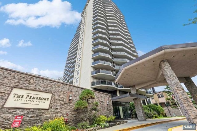 2077 Center Avenue 11 K