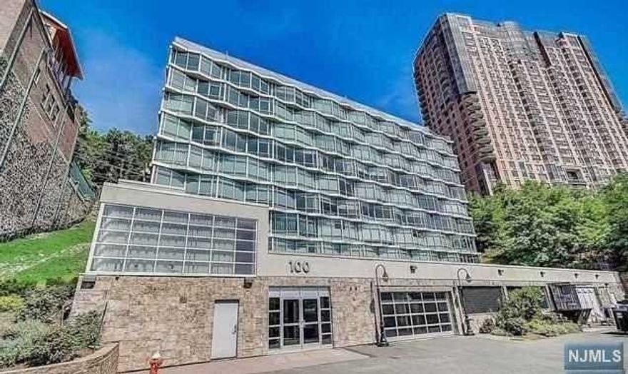 Prepare to be wowed the minute you enter this rare 2,117sf 2 bedroom, den, 2.5 bath DUPLEX corner unit. Features open kitchen/living room concept with Caesar Stone counters, glass backsplash and stainless steel appliances overlooking NY w/ floor to ceiling windows. Make your way up to the 2nd floor featuring a sun filled stunning master suite & master bathroom with custom Italian porcelain/ceramic tiles, dual vanity sink, oversized tub and walk-in rain shower. Gorgeous dark hardwood floors throughout, an abundant storage space, office nook, pantry and huge walk-in closet. 2 car garage parking included. Luxurious full service building with easy access to NYC via light rail, ferry, or bus. Taxes only $10,472 HOA $740