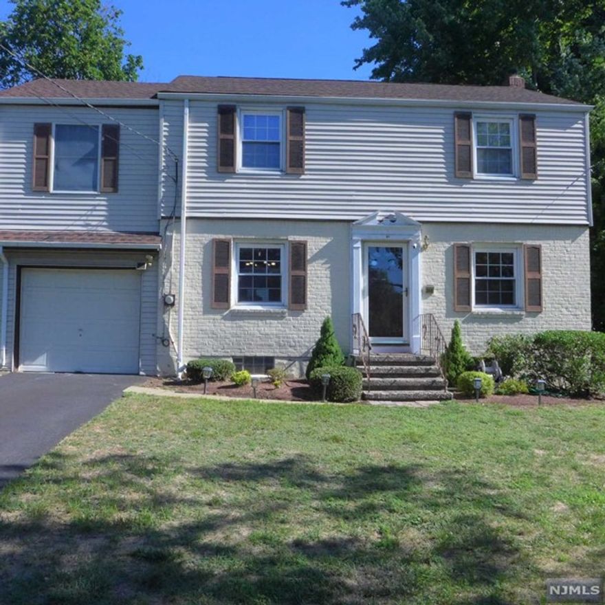 Welcome to this 5 Bedroom, 3 1/2 Baths Reis Colonial Home. Featuring a Large Living Room, Large Dining Room, Eat In Kitchen with Island, Skylights and Sliding Glass Door to Deck. Large Den. Plenty of Space to Entertain or Just Relax! New Heating and Central Air Installed 2022, New Hot Water Heater, Refrigerator and Dishwasher. No Pets! Close to Schools and All Major Transportation. Tenant Responsible for Lawn Maintenance Snow Removal and All Utilities. Please Pardon Our Appearance While Tenants are in Process of Moving Out, Thank You.