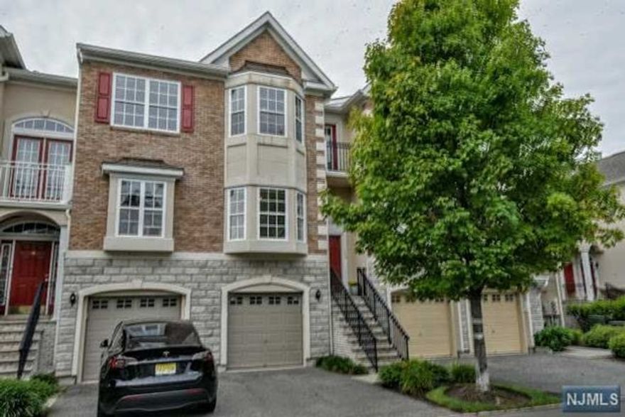 Updated & freshly painted three BR Gramercy Model, with high ceilings, lots of daylight, and hardwood floors. Ground floor has family room/bedroom w/full bath. 1st floor has EIK w/Granite counter tops, central island, 1/2 BA, & deck access off Kitchen. Living Room w/gas fire place. 2nd level has Primary Bedroom w/2 walk in closets, ensuite bathroom (w/2 sinks, Jacuzzi Tub, & separate shower), Bedroom with ensuite bathroom, & Laundry. Pool access on condo grounds w/walking paths and park like settings. Commuters Dream with Free Shuttle to Secaucus Junction Train Station at the front gate, bus stop to NYC outside complex, close to highways. Landlord would like a 2-year or longer lease. Storage Closet in garage not available for Tenant use. 1.5 Months Security Deposit required.