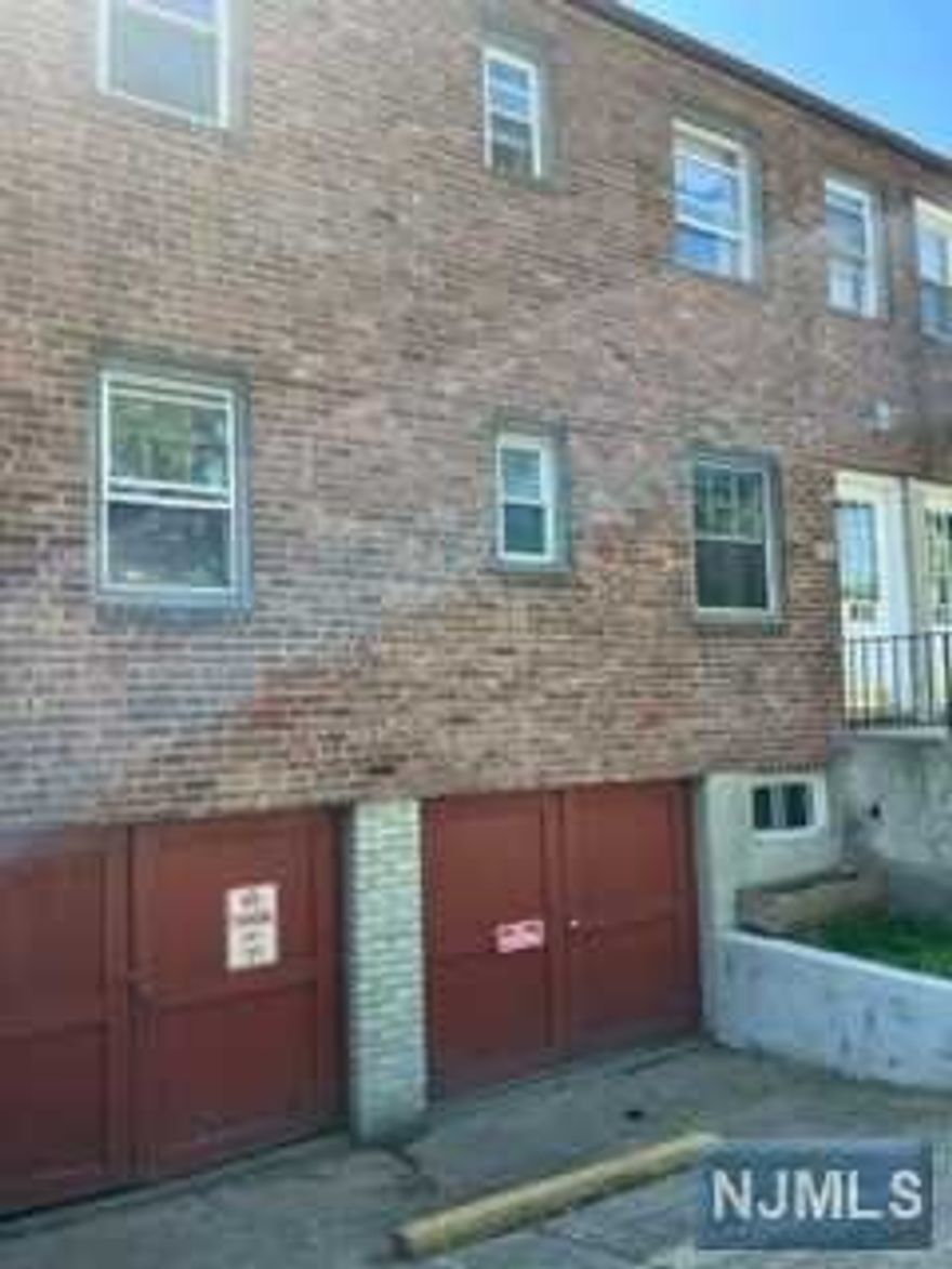 Fully renovated one bedroom apartment. New kitchen and bathroom. Freshly painted. Bus to NYC at door step. Living room divided for additional bedroom / office. Parking on a side street.