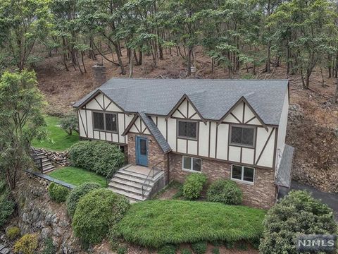 6 Hazel Street, Woodland Park, NJ 07424 - MLS#: 24038593