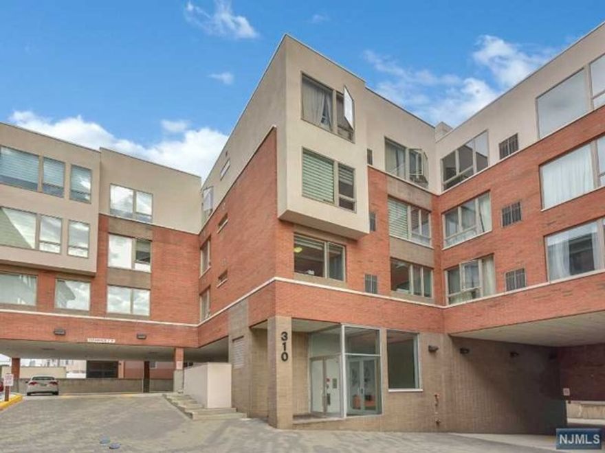 Modern 2 BR, 2 Full bath condo for rent in Elevator Building built in 2008 located in Cliffside Park, NJ. Great Natural light. Approx. 1020 sq.ft. with open layout. Granite kitchen counters, Stainless Steel Appliances, Charcoal Color Modern Kitchen cabinets. Large modern newer windows throughout the apt. The apts includes two covered reserved parking spaces. Bamboo hardwood floors throughout the apt. high ceilings. Washer / Dryer in the apt. This boutique style condo building is located on a quiet street and professionally managed. 2-parking spaces, elevator, and master insurance. Central Air. Large Walk-in closet in MBR. Deep soaking tub. Located on the top floor with no one above you. Wired for Fios and Cable, Internet Ready. 1 block from an Express bus into NYC. A great value that won't last. Available June, 2022