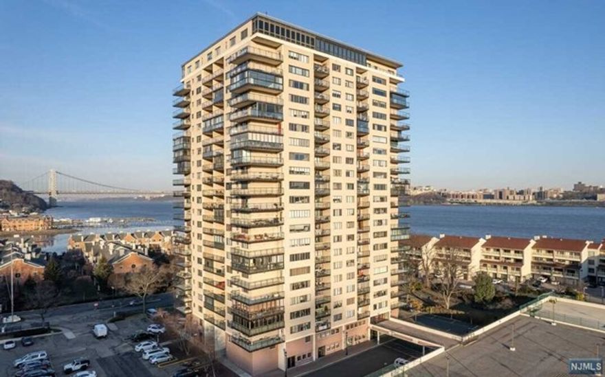 Phenomenal one bedroom unit now available at the Hudson Harbour with a great view towards NY across the Hudson. Unit is filled with ample amounts of natural lighting bringing life effortlessly into the unit. Maintenance includes all the necessities such as parking, Heat H/W, gas, electric, Cable, Wi-Fi, Parking, Gym, Outdoor Pool, Tennis Courts, and 24 Hr Doorman. Location is unmatched as it provides easy commute to NYC whether it is by car, bus or ferry. Location also offers close proximity to Whole Foods, local restaurants, shopping malls and more.