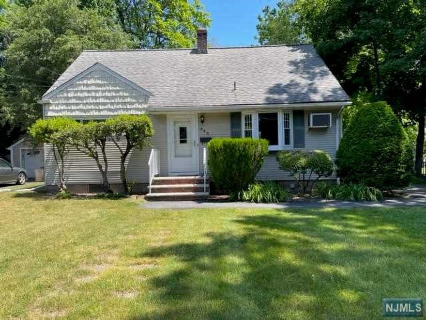 Move right into this wonderful four bedroom home in a great neighborhood, not far from Hawes Elem School & bus to NY. Updated kitchen with corian countertops and new refrig. Hardwood floors on first flr, except for kit and bath; new flooring on second floor. Fenced-in yard. Home has been freshly painted! Close to bike/walking path! Pets conditional.
