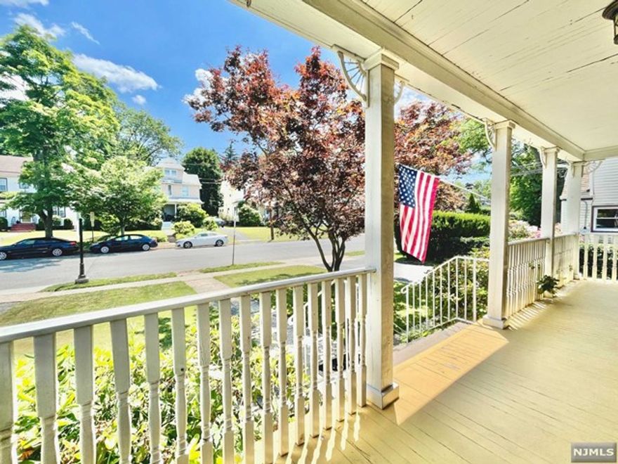 Spacious 2 bedroom apartment conveniently located to parks, schools, public transit, I-80, houses of worship, and a variety of shops, restaurants, and recreation nearby. This first floor unit offers a functional layout with eat-in kitchen and access to a large private BBQ deck. Lower level offers additional living spaces, family recreation room or home offices. Window AC units included as well as washer/dryer in unit and assigned parking. Newly painted and clean. Highly desirable neighborhood with plenty to offer everyone. Welcome home.