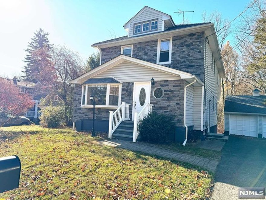 Nestled on a beautiful block and just a stone's throw from the middle school, this deceivingly spacious home boasts 4 bedrooms and 2.5 bathrooms. The thoughtfully designed layout ensures a seamless blend of comfort and style, perfect for both entertaining and quiet retreats. Outside, enjoy the privacy of a lush backyard, while the interior shines with abundant natural light and modern finishes. Don't miss the opportunity to tour this charming property today!