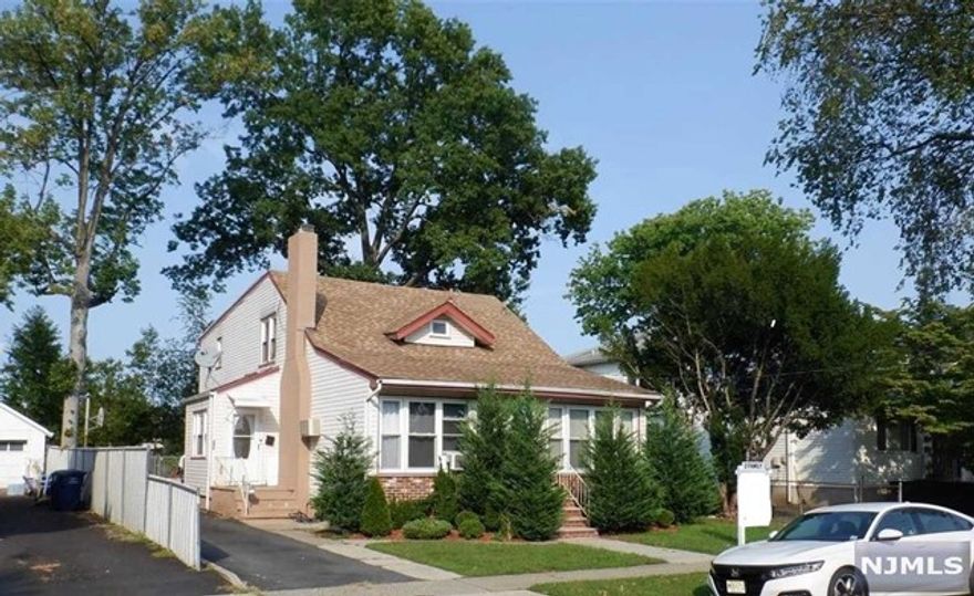 Welcome to this Gorgeous One Side Duplex Apartment for Rent, Perfect Fit for everyone, located on one of the best Fairmount Section of Hackensack, Convenience for NYC Commuters, just short walk distance to NYC Express Bus, Close to Malls, Shops, Restaurants, Parks and School. Features of this apartment on 3 levels space: 1st Floor Entry Foyer, Large Living Room, Formal Dining Room, Renovated Kitchen, 2nd Floor: Master Bedroom, Full Tile Bathroom, 2 Larges Bedrooms and Lower level finished basement with Hoop up Laundry and Storage; Plenty of Closets space, Hard Wood Floor throughout, parking space. No Pets/Smoke Allowed. This Charming Apartment and the Location Makes your Life Easy.