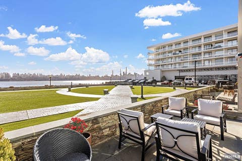Featured picture for the property 23004012