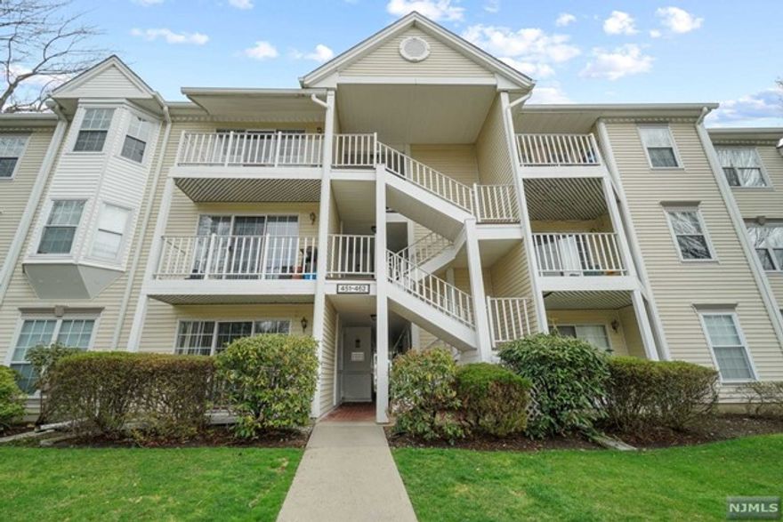 Your search ends here! Welcome to this two-bedroom, two-bath condo, where modern elegance meets spacious comfort. Step through the front door, into an open-concept living room bathed in natural light, thanks to large sliders that lead to your private balcony. The living area boasts ample space for entertaining guests.The sleek kitchen features stainless steel appliances, White Carrara countertops, and plenty of cabinet space for all your needs. You'll find a convenient breakfast bar for casual dining or your morning coffee. The master bedroom is a sanctuary of relaxation, complete with a private bathroom and walk in closet. The second bedroom offers versatility, perfect for a home office or guest room, with large closets and easy access to the second full bathroom. This unit is complete with laundry area, one assigned parking spot, unlimited guest parking and all the wireless advances technology has to offer. Complex offers pool access, tennis courts and clubhouse.