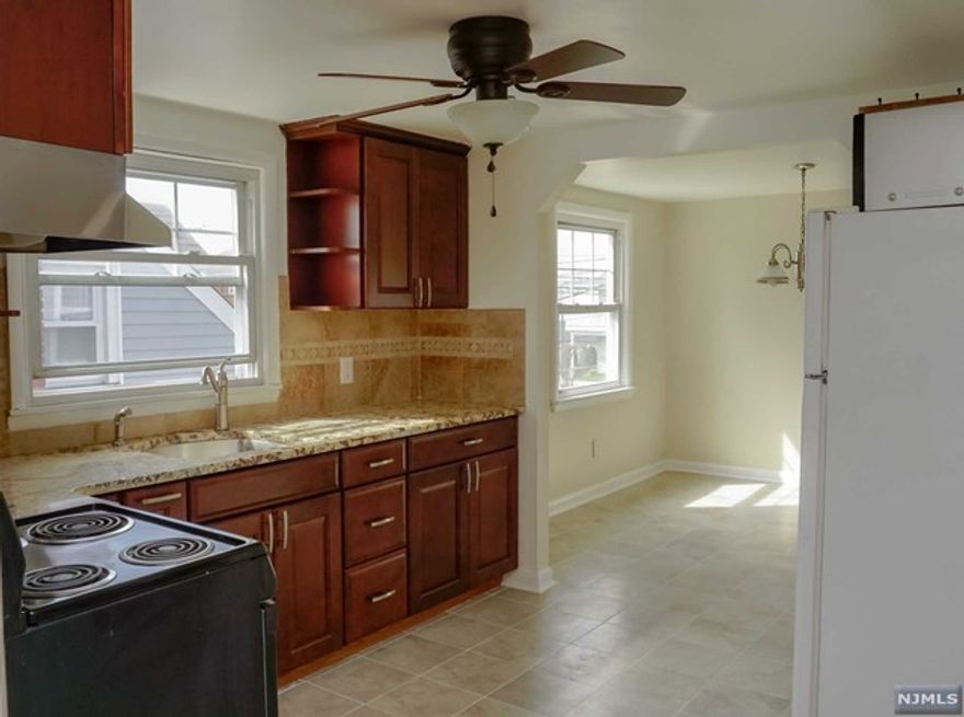 Come check out this beautiful 2 bedroom 1 bathroom apartment conveniently located near Arlington Plaza and transportation. This apartment offers a great flow with a partially open floor plan and recent updates. Street parking available. Landlord to handle all snow removal and landscaping No use of yard