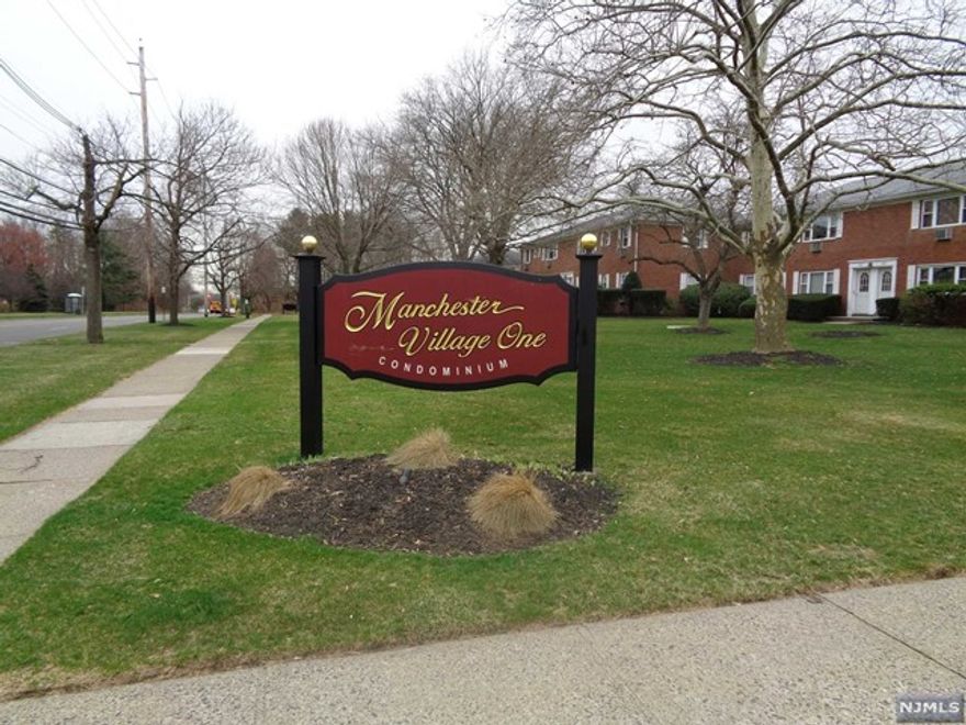 WELCOME HOME TO THIS 1 BEDROOM UPDATED CONDO. HOME HAS BEAUTIFUL SOLID TIGER WOOD FLOORS THROUGHOUT, UPDATED KITCHEN WITH SEPARATE EATING AREA. STORAGE CLOSET IN LIVING ROOM AND STACKABLE WASHER AND DRYER. FEE INCLUDES HEAT, HOT WATER & COOKING GAS.