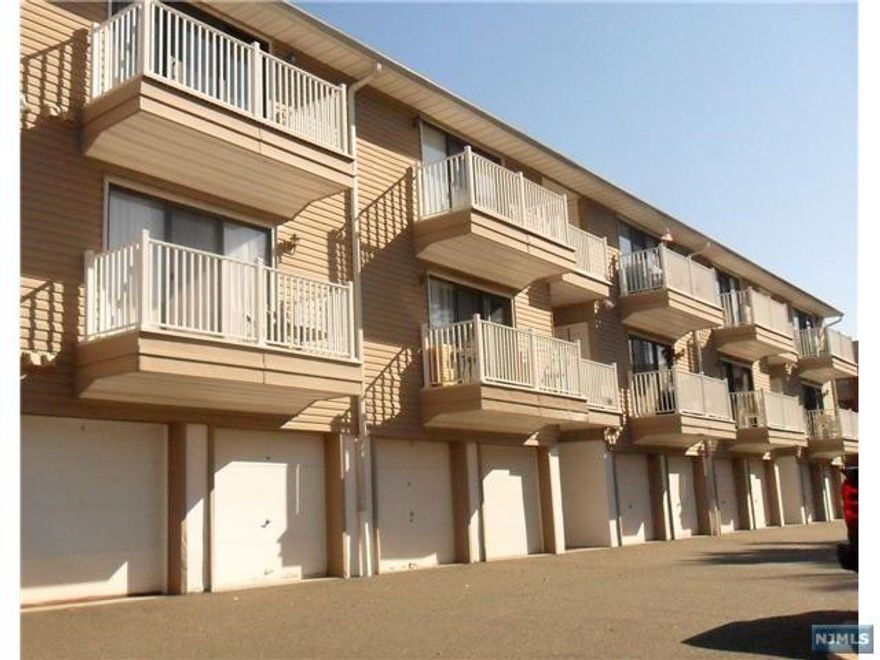 VERY LARGE ONE BEDROOM APARTMENT THAT HAS VAULTED CEILING IN THE LIVING ROOM/DINING AREA, SLIDING GLASS DOORS LEADING TO THE TERRACE, KITCHEN HAS DISHWASHER, MICROWAVE, REFIG, WASHER DRYER IN THE UNIT. VERY LARGE BEDROOM WITH TWO BIG CLOSEST, NICE SIZE BATH ROOM, CENTRAL AIR CONDITION. ONE CAR GARAGE AND ONE PARKING SPACE. CLEAN BRIGHT APARTMENT.