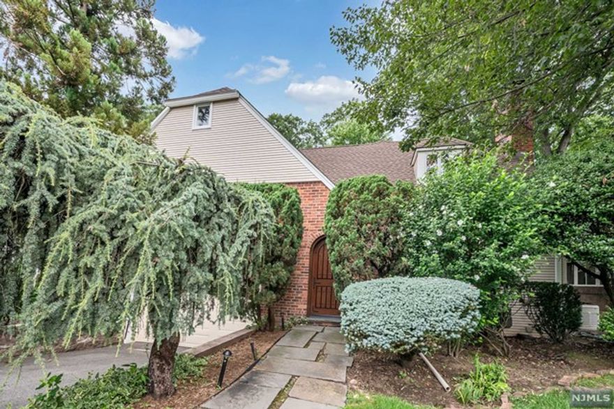 RADBURN SPECTACULAR! RENOVATED TUDOR HOME BY INDIVIDUAL EUROPEAN ARCHITECTURAL PLAN. NEAR PRIVATE PATH TO ELEMENTARY SCHOOL. SALERNO KITCHEN WITH NEW UPSCALE APPLIANCES AND LARGE BREAKFAST ROOM WITH CATHEDRAL CEILING. FAMILY ROOM WITH FIREPLACE, FORMAL DINING ROOM, BR, AND FULL BATH COMPLETE THE FIRST LEVEL. UP THE STAIRS ARE TWO LARGE BRS AND A FULL BATH. EXTRAORDINARY PRIMARY SUITE ON THIRD LEVEL W/ LARGE LOFT OVERLOOKING BREAKFAST RM, WALK-IN CLOSET, AND SEPARATE SHOWER AND JACUZZI TUB. FINISHED BASEMENT. RADBURN ASSOCIATION INCLUDED. THE ORIGINAL OPEN SPACE PLANNED COMMUNITY IN THE WORLD-HISTORIC LANDMARK COMMUNITY. ACRES OF PARKS, MILES OF PRIVATE PATHS, TWO SWIMMING POOLS (ONE IN IMMEDIATE VICINITY), PRIVATE TENNIS COURTS, ADULT AND CHILDREN'S PROGRAMS, INCLUDING SUMMER CAMPS. CONVENIENT TO NEW YORK TRANSPORTATION, SHOPS, AND NEXT TO RADBURN ELEMENTARY SCHOOL. NEW A/C. WHOLE HOUSE GAS GENERATOR. TENANT'S INSURANCE REQUIRED. TENANT RESPONSIBLE FOR FIRST $150 OF REPAIRS.