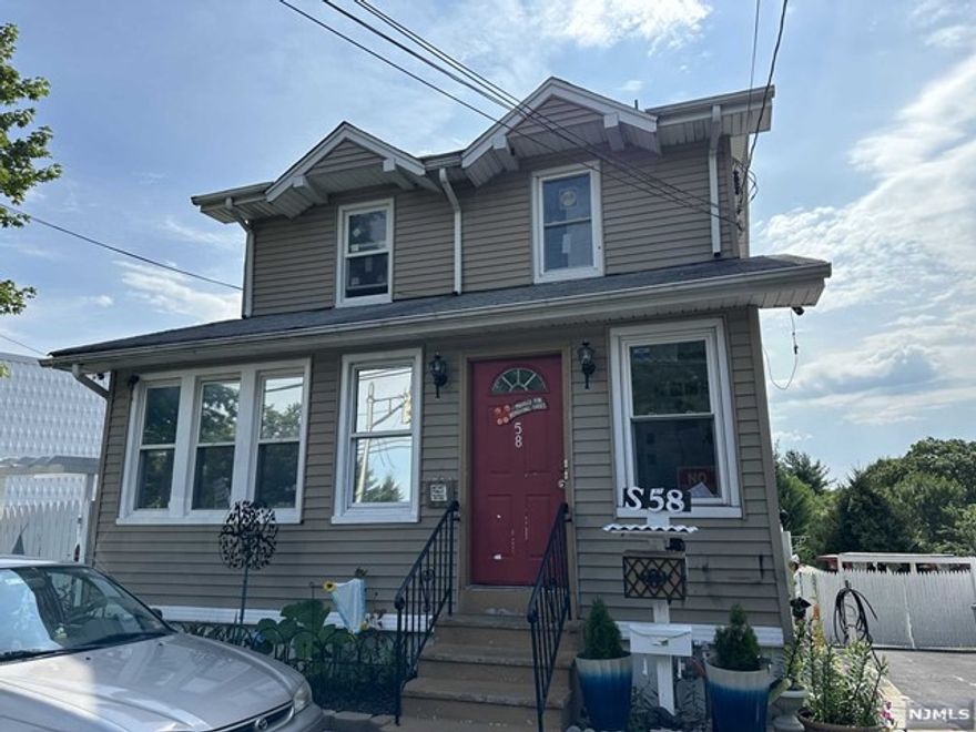 Charming 1 bedroom apartment freshly painted with updated bathroom and kitchen. Extra storage space available in attic. Includes 1 parking space (additional space available for fee). Laundromat is conveniently located nearby. Access to large resort-like yard space! Enjoy proximity to shopping, highways, and transportation. Perfect for those seeking comfort and convenience. Schedule a viewing today!