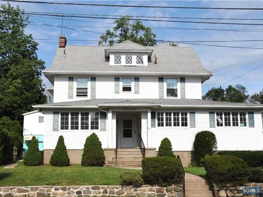 Bright & Updated 2 BDR .Incl:Heat, hot & cold water, W/D in the unit ,snow rem, lawn maint, 2BR, high ceilings,new recessed lightings, big windows,newly painted. Center of town location. Enjoy everything vibrant Ridgewood has to offer... restaurants, shops,etc. NO Pets,No smoking. Proof of funds, excellent credit, proof of income of at least 2.25x the rent, NTN Check req.11 x 21 nd 11 x 19 storage at the basement for extra cost. dishwasher will be installed.