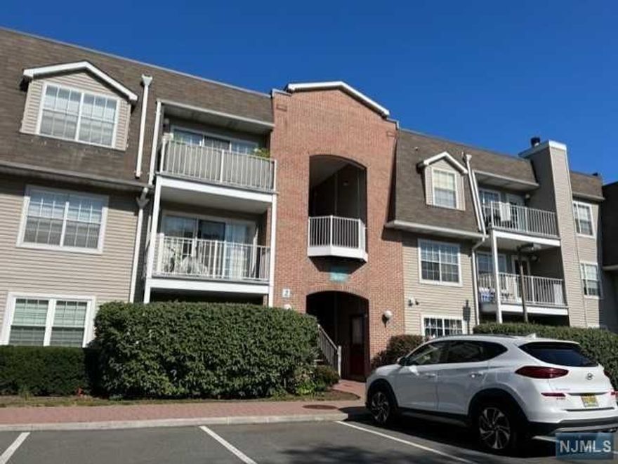 Delightful condo development to live. Welcome to Crown Village. Great central Edgewater location in community that offers, pool and tennis with assigned parking spaces. One included in the maint. and another available for $35. per month. Your unit is spacious and has W/D in the unit. Enjoy a terrace for morning coffee or your afternoon tea! 1 flight up and unit entry into a large LR/Terrace and open concept large kitchen with serving island buffet and dining area large enough for DR table. Primary bedroom has double closets on either side of entry to your own bath. Great opportunity to own/invest! Wonderful seasonal George Washington Bridge views! Your small pet is also welcome here! Motivate sellers-bring us an offer! call today!