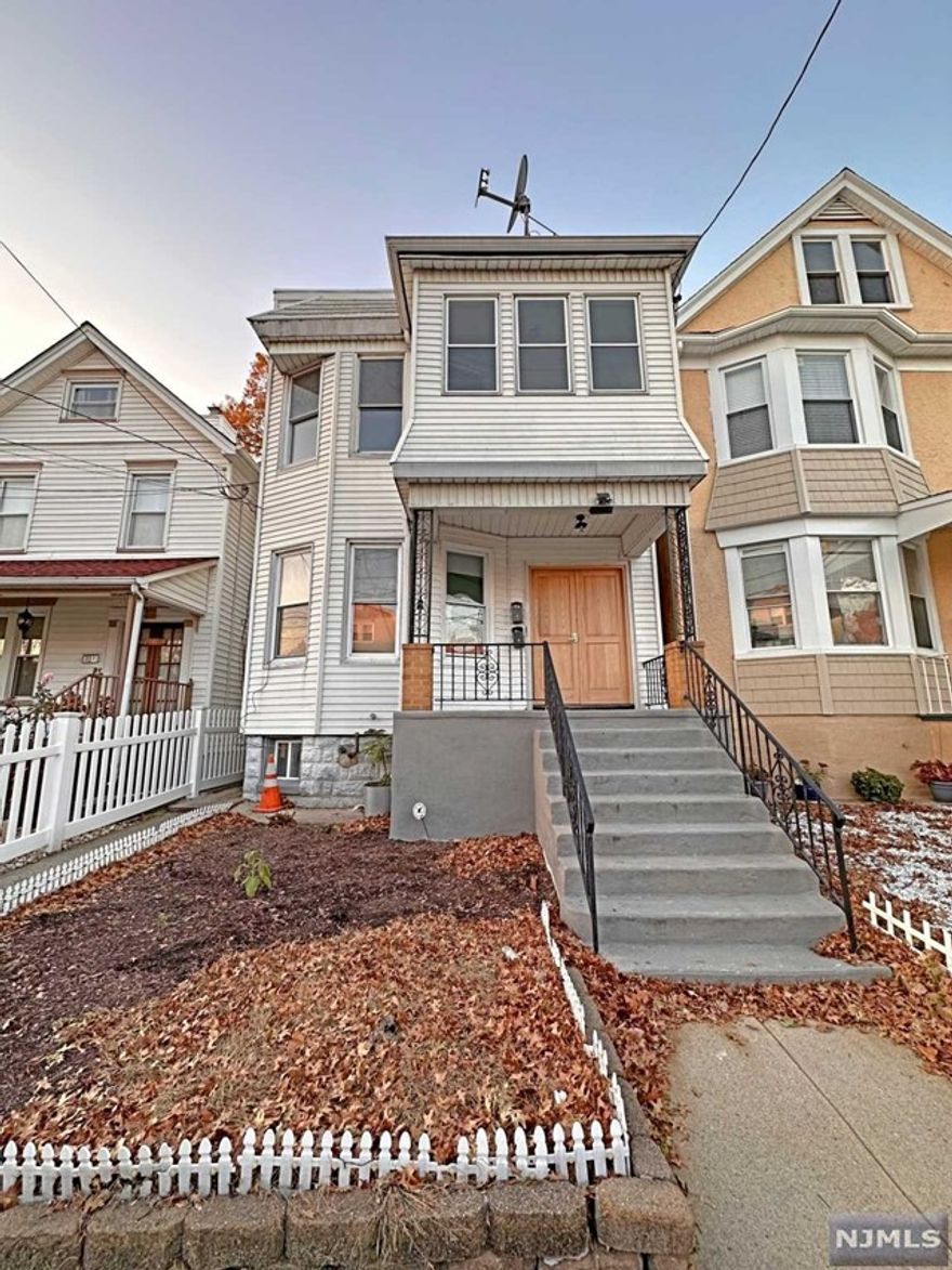 Welcome home to this beautiful just renovated move in ready 3 bedroom, 1 Bath. Renovated with beautiful floors throughout, New Eat-in Kitchen with new cabinets, quartz countertop, stainless appliances and brand new updated bathroom, keyless access, tons of storage in the unit, Central Air, & good sized bedrooms with closets. Bonus sun room that can be used for storage or an office. Access to backyard right from the unit! windsor/grove park down the street! Short distance to buses and great commuter town! Close to major highways, Kearny ave a block away, close to Kearny Shopping center. True attention to detail! Come see this today!