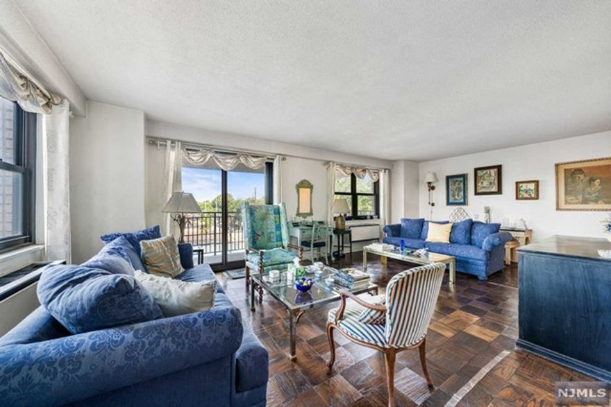 Bright and Sunny well maintained 1155 sq.ft. 1 bedroom 1.5 bath in the Parker Imperial. Enjoy the resort style feel of the private balcony overlooking the swimming pool and the neighboring 167 acre park with lake. 1 assigned garage parking space, hot/cold water, outdoor pool and on-site fitness center included in maintenance fee. Condo features a large L shaped living room and dining room with hardwood floors, a pass-thru kitchen to the spacious formal dining room, a large bedroom with ensuite and 2 walk-in closets. Carpet over wood floors in bedroom and entry foyer, lots of closets throughout. The Parker Imperial amenities include; 24hr doorman, 24hr garage attendant, on-site fitness center w his/hers saunas, outdoor heated pool, on-site management, a laundry room w 2 new washers/dryers on every floor, free tennis/pickleball & many sporting activities in neighboring 167 acre park w lake. Transportation to NYC @ door. Pets welcome! Call Jimmy Lopez - Group Twenty Six 201-741-6298