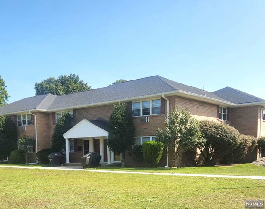 This first floor unit in Pond Ridge, is freshly painted, new cherry hardwood floors through, new stainless appliances in the kitchen,new Kitchen floor and has a view of the pond.The pass through from the kitchen to the livinging room makes entertaining easy! Good size bedrooms with large double closet and new air conditioner. Laundry is on site and comes with 2 parking spaces. Beautifully landscaped complex with parklike atmosphere. Convient to transportation, stores and restaurants. Your client won't be disappointed!