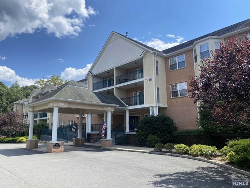 Immaculate 1-BR condo in 55+ community of Foxhill Manor. Bright and open floor plan including large living room and dining room with sliding doors to spacious private patio. Beautiful bright kitchen including peninsula/breakfast bar and white cabinets. Large primary suite featuring expansive walk-in closet and updated full bath. Laundry and storage completes this condo. Amenities include a common area, community room, shared outdoor paver patio, attached garage and guest parking.