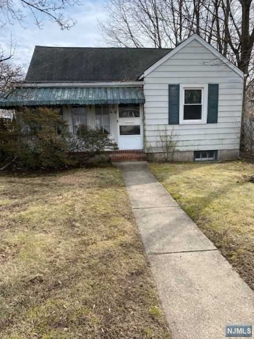 Move Right Into This Charming, Bright & Sunny 2 Bedroom Single Family Home! Convenient Location With Access To Major Highways & Bus & Train. Refinished Hardwood Floors, Eat-in Kitchen With New Stove, Remodeled Bathroom. Semi-finished Basement & Detached Garage. Full Use Of Yard. Tenant Responsible For All Utilities & Water & Snow Removal. Landlord Responsible For Lawn Care