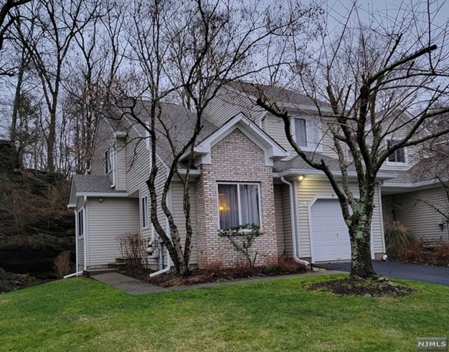 Located in the beautiful community of Indian Fields,This well maintained 2 BR, 2.5 Bath. with a Formal dining rm, Living rm and family rm, Finish bsmt with new floors, play rm, Gym, storage and utility rm. New Hardwood floors at 2do fl. Roof is 3 months old. Enjoy the neighborhood, community POOL, clubhouse, playground, and MORE! This beautiful home provides the life style you deserve Open House Saturday 12/10/2022 From 11:30 AM TO 2:00 PM