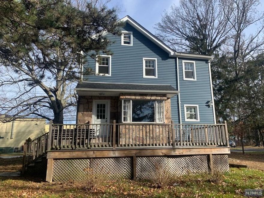 Recently renovated 3 bedroom 2 bath home on a large 0.28 acre corner lot. Large yard. Can be furnished. Newer (2018) Dual Zone Central A/C and heating, roof, gutters, siding, along with washer and dryer and spacious wood deck. Walk to transit, shopping and restaurants. All 3 bedrooms are upstairs. One smaller, but the other two are good sizes. Pets welcomed. Detached garage not included. Short or long term lease.