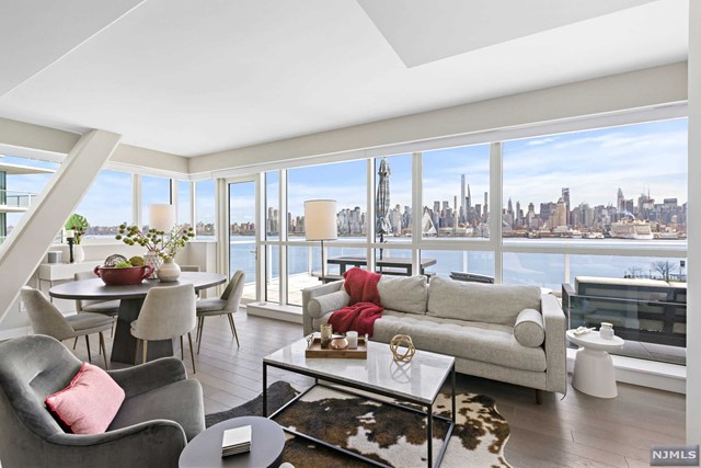 800 Ave At Port Imperial 718