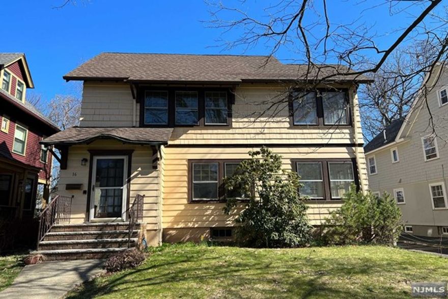 Sunny, bright, and newly updated two-bedroom apartment in the HEART of the Walnut Street business district. Unit features eat-in kitchen with new stainless appliances, formal dining room, spacious living room, sunroom/office all with new flooring, two bedrooms, and bath. Freshly painted. Shared use of backyard. TWO parking spots. Laundry in basement. Lawn maintenance and snow removal will be the shared responsibility of both units. Ideal location just steps away from restaurants, pubs, shops, Walnut Street Farmers Market, trains, and buses.