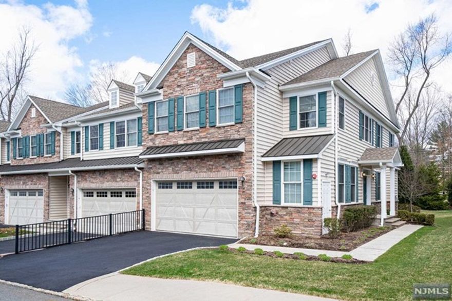 Welcome to THE RESERVE! The "Princeton" model is the largest layout in the community & features 3 bedrooms & 2.5 bathrooms & 2,300 sq ft of living space. Spacious & bright layout that is ideal for entertaining. Gourmet kitchen w. center island, granite countertops, & SS appliances. Unique space off of the kitchen features 2 work spaces, ideal for a home office or a homework nook! Sliding Glass Doors off of the dining room lead to a private patio. Head upstairs to the primary suite w. a huge walk-in-closet, double vanities, soaking tub & large shower. 2 more bedrooms & another full bathroom upstairs plus a large landing at the top of the stairs makes a great bonus space. HUGE unfinished basement with high ceilings can be finished in the future for extra living space should you need it. The Shoppes at DePiero with Wegmans, Starbucks, & more plus Park & Ride into NYC are so close. EXCELLENT SCHOOL SYSTEM & wonderful community w. children's playground. You will love living here!