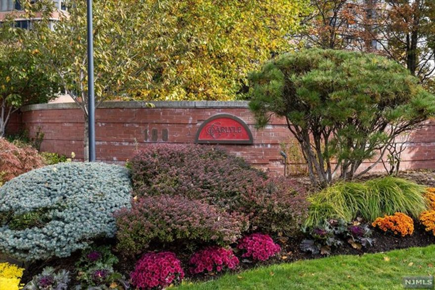 INDULGE IN LUXURY LIVING W/ THIS BREATHAKING HIGH-RISE RESIDENCE ON THE PALISADES! LOCATED IN HIGHLY SOUGHT-AFTER SOUTH TOWER, THIS UNIT OFFERS NYC VIEWS. EXPERIENCE THE EPITOME OF FULL-SERVICE LUXURY LIVING W/ A 24 HOUR DOORMAN, VALET PARKING, POOL, EXERCISE ROOM, LIBRARY LOUNGE, CHILDREN'S PLAYROOM AND PLAYGROUND. BUS TO NYC IS JUST A FEW STEPS AWAY, THIS SUNNY AND BRIGHT RESIDENCE INVITES YOU TO EMBRACE A LIFESTYLE OF COMFORT AND SOHPHISTICATION. DONT MISS THE CHANCE TO MAKE THIS PLACE YOUR OWN AND CALL THIS PLACE A HOME!