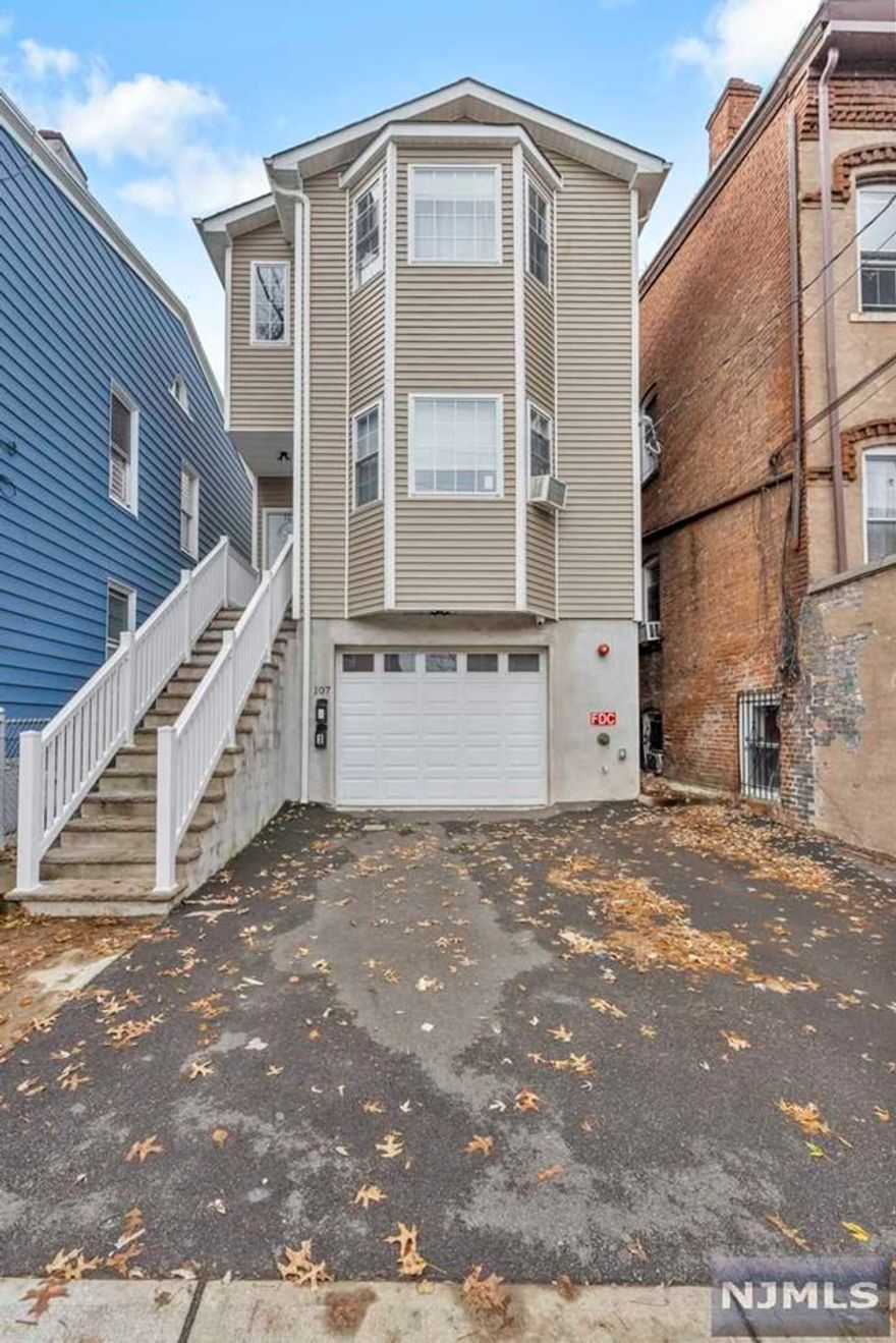 WELCOME to this wonderful and spacious unit. The first floor boasts 3 bedrooms, a full bathroom, and open concept eat in kitchen/living room and dining room while the ground floor has a 4th bedroom and and another full bath alongside an entertainment area and access to built in garage. Private Backyard is fully accessible for plenty of gatherings.