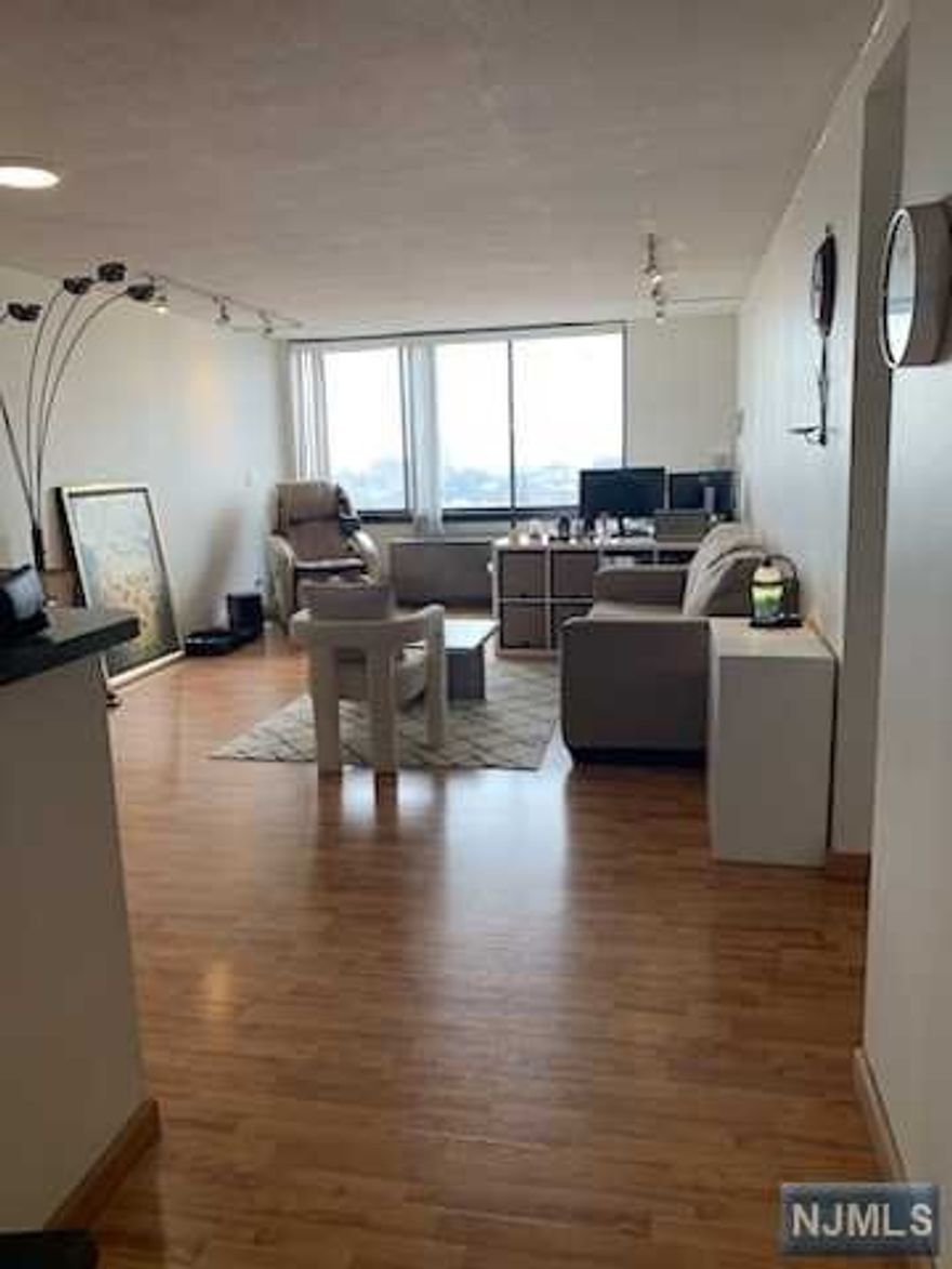 Amazing NYC & Hudson River views. Nice size kitchen and closet spaces. All utilities are included in rent. One covered parking space located directly outside door. 24 hrs doorman.