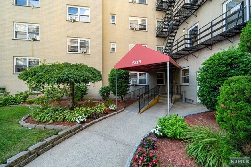 Excellent Opportunity For Primary or Investment for 2 Bedroom 1 Full Bath condo residence in desirable area of Fort Lee. Great location within minutes to NYC transportation, shops, park and various selections of restaurants. Good size Master Bedroom with great closet space. Spacious living room. Elevator Building. Included in monthly maintenance are Heat, Hot Water, Water, and Sewer. Low property tax. 24 hour onsite super and laundry. For parking, Garage $65, Front space $30, Side/Back $25.